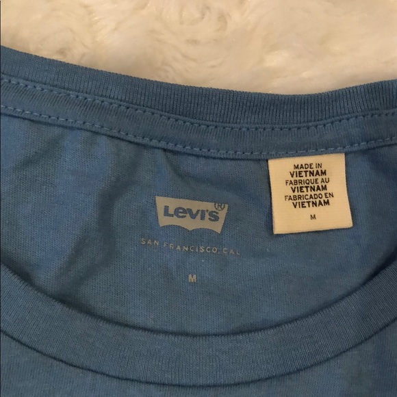 Levi’s women’s shirt - Picture 3 of 3